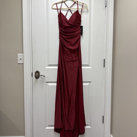 New LA FEMME Size 2 Burgundy 28206 Cross Back Satin Jersey Trumpet Gown Dress - Picture 4 of 10